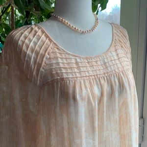 LC Lauren Conrad Peach Sheer Floral Blouse w/Gold Detail Sz L